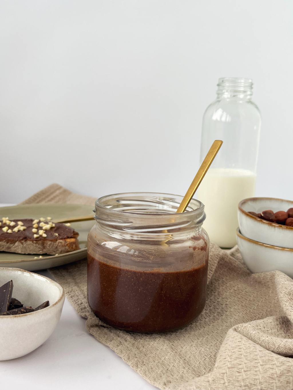 HOMEMADE NUTELLA