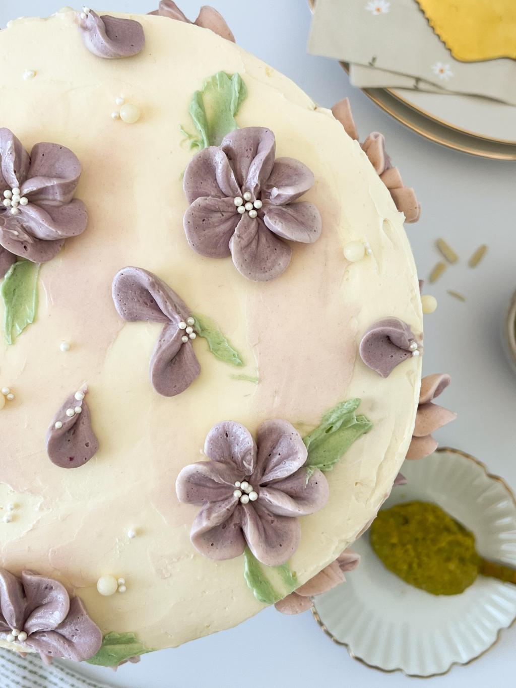 PISTACHIO AND FOREST FRUIT&nbsp;CAKE