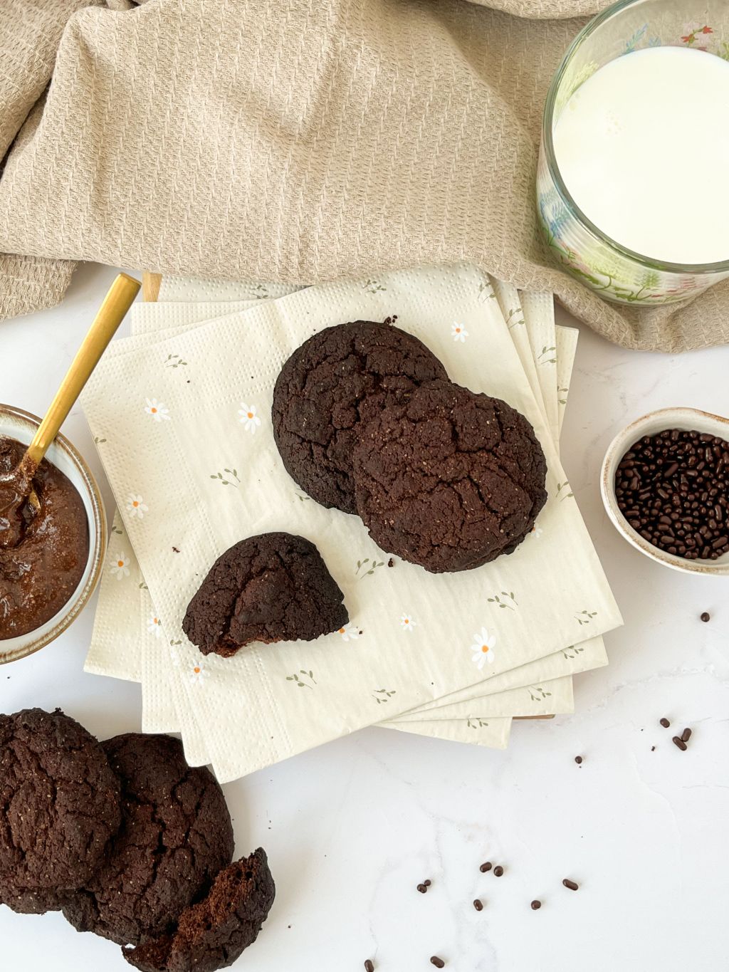 CHOCOLATE COOKIES