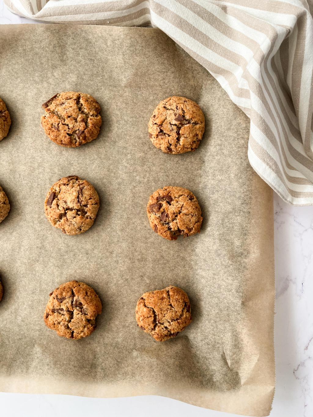 ALMOND FLOUR COOKIES