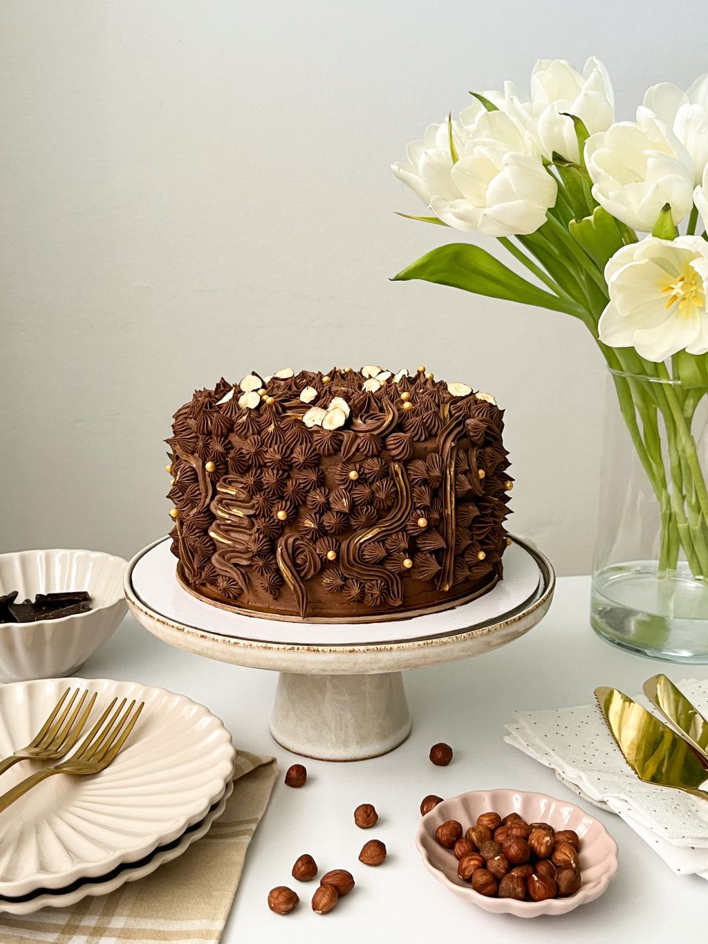 FOREST FRUIT AND DARK CHOCOLATE&nbsp;CAKE