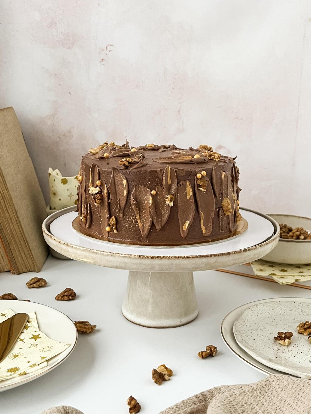 ČOKOLADNA ORAH TORTA